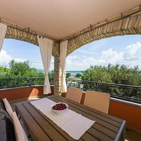 Apartman Orkula Maslenica