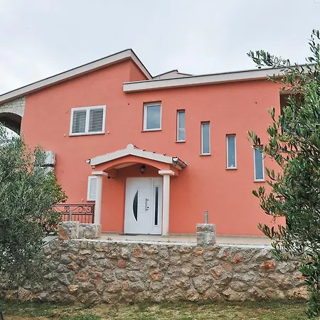 Διαμέρισμα Orkula Maslenica